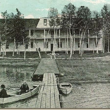 Historic Birch Lodge And Motel Trout Lake Екстериор снимка